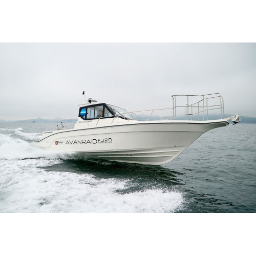 Катер AVANRAID F320 FISHMASTER