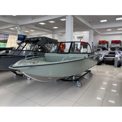 Моторная лодка, Тактика 460 DC (Comfort), хаки с Suzuki DF50ATL