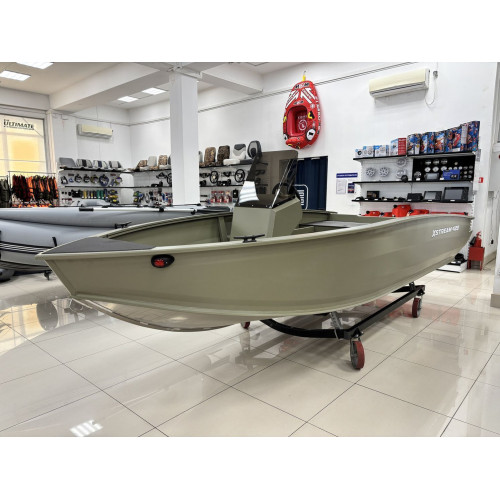 Моторная лодка, Xstream 420S, хаки